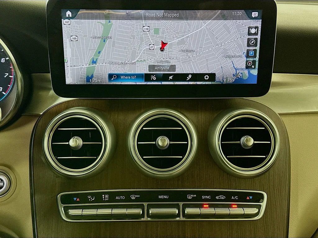 Used 2022 Gray Mercedes-Benz GLC 300 image 11