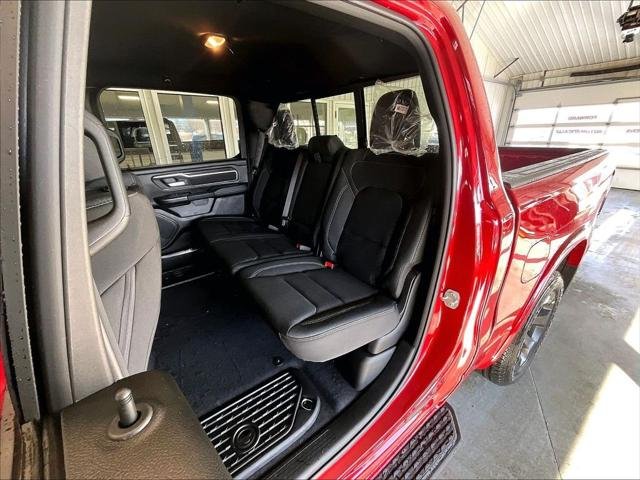 New 2026 Molten Red Pearl-Coat Exterior Paint RAM BIG HORN image 15