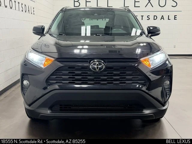 Used 2021 Black Toyota XLE image 9