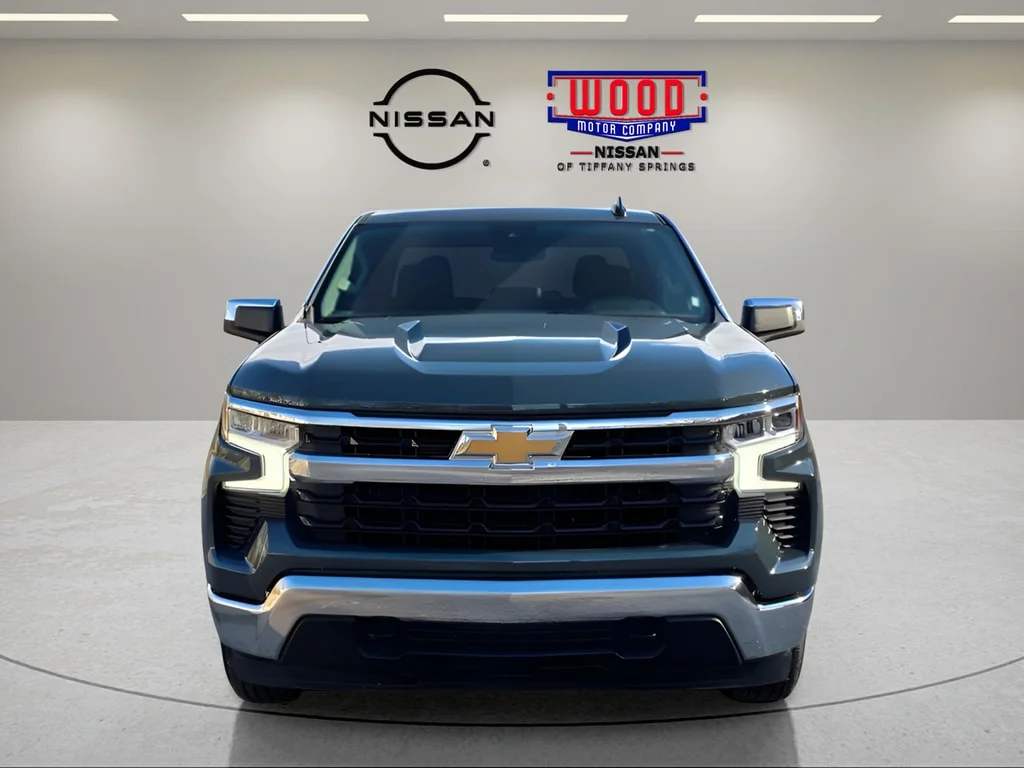 Used 2025 Cypress Gray Chevrolet LT w/1LT image 6