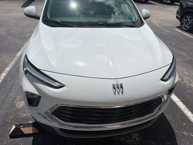 Used 2024 Summit White Buick Preferred image 2