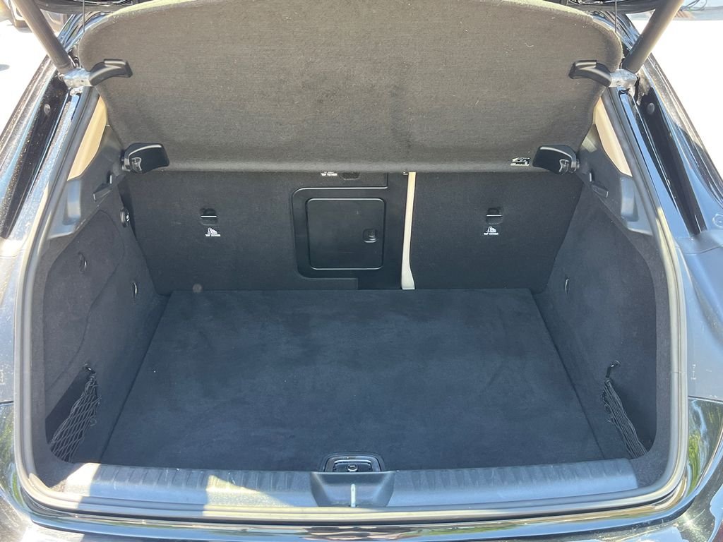 Used 2018  Mercedes-Benz GLA 250 image 29