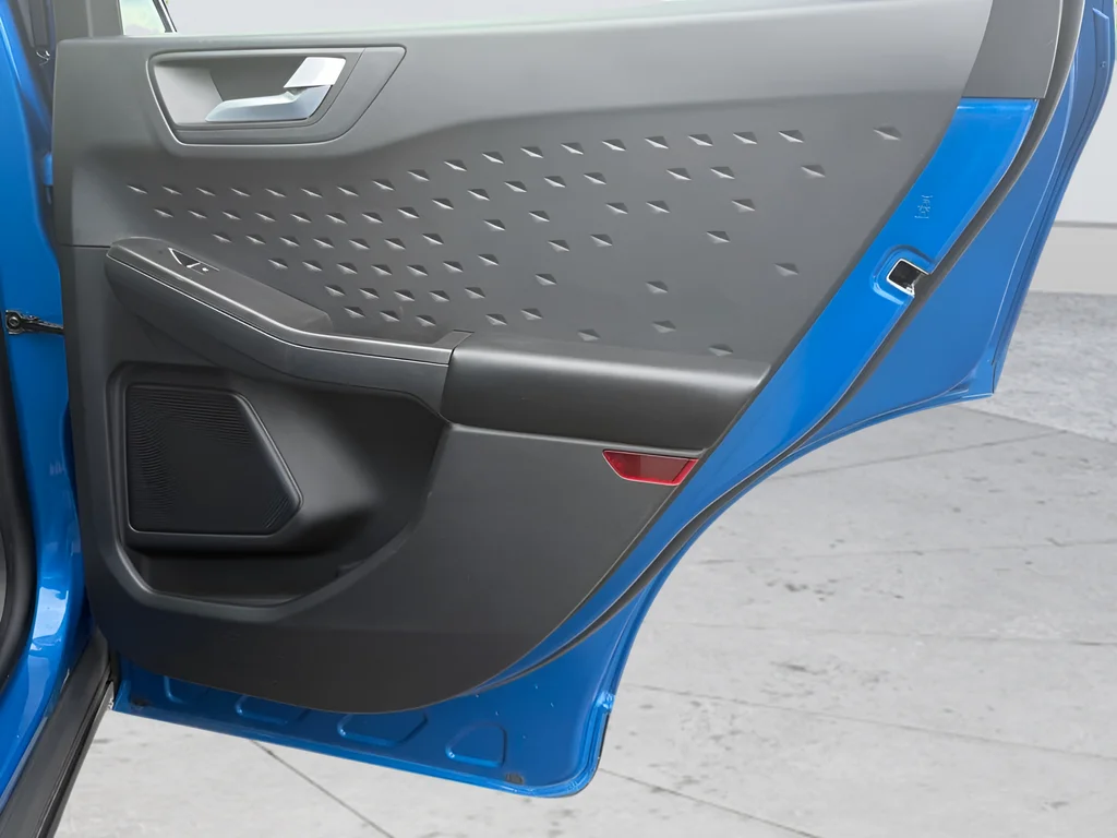 Used 2020 Blue Ford SEL image 23
