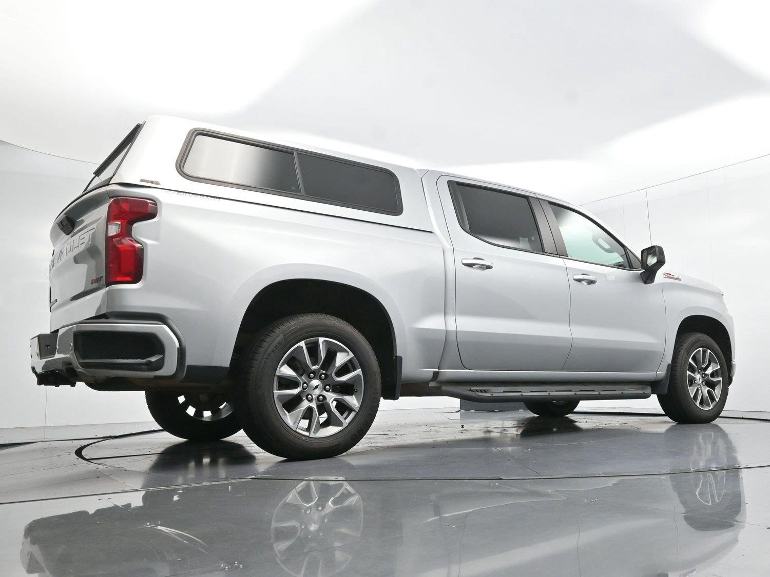 Used 2020 SILVER ICE METALLIC Chevrolet RST image 50