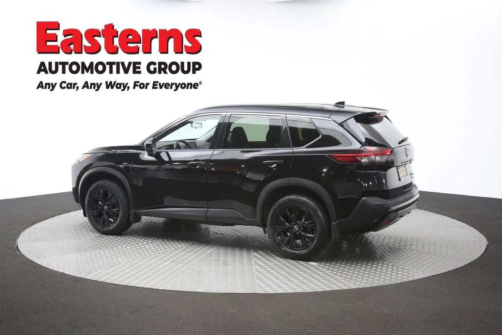 Used 2023 Black Nissan SV image 65