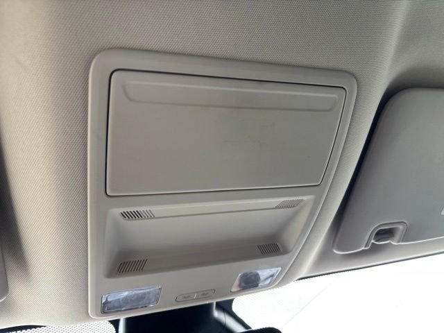 Used 2020 Magnetic Metallic Ford XLT image 17