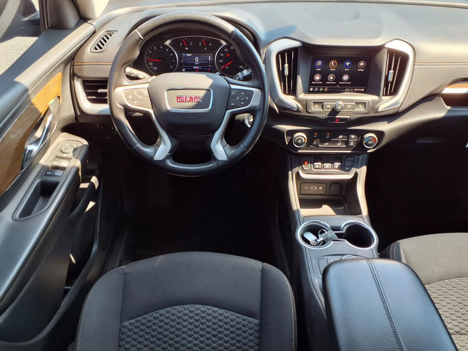 Used 2021 Graphite Gray Metallic GMC SLE image 2