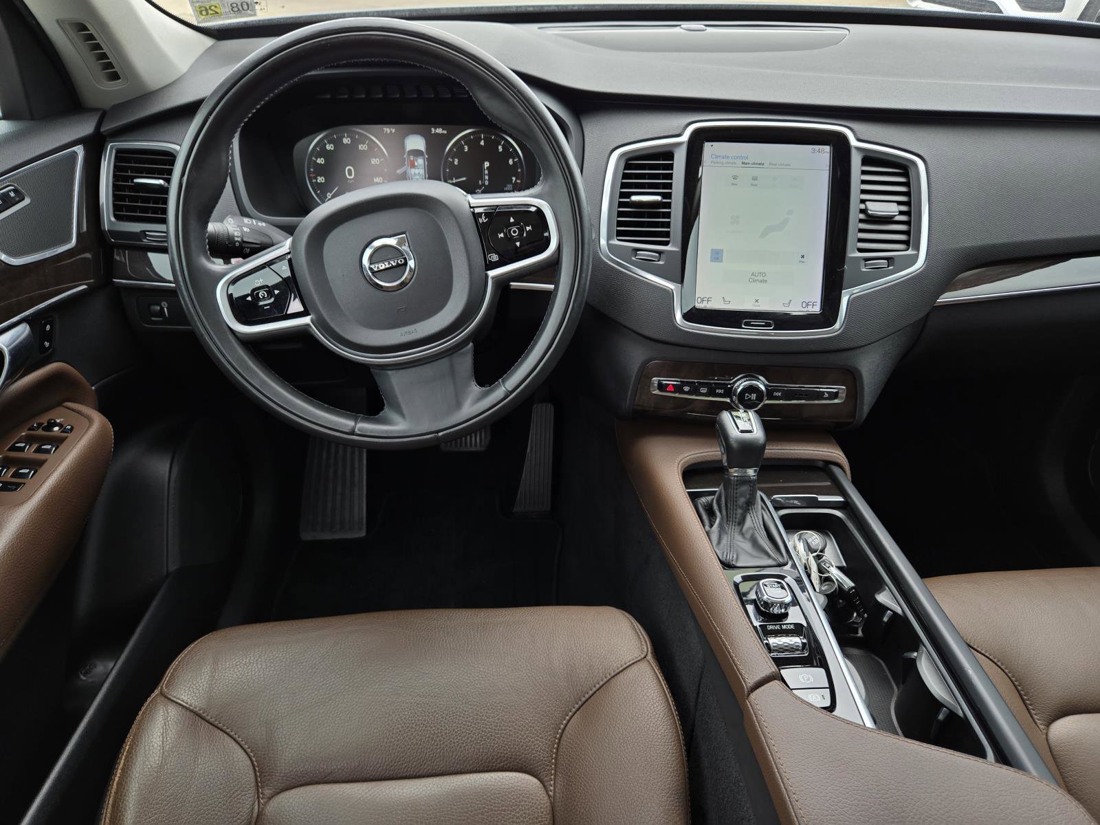Used 2019 Gray Metallic Volvo Momentum image 36