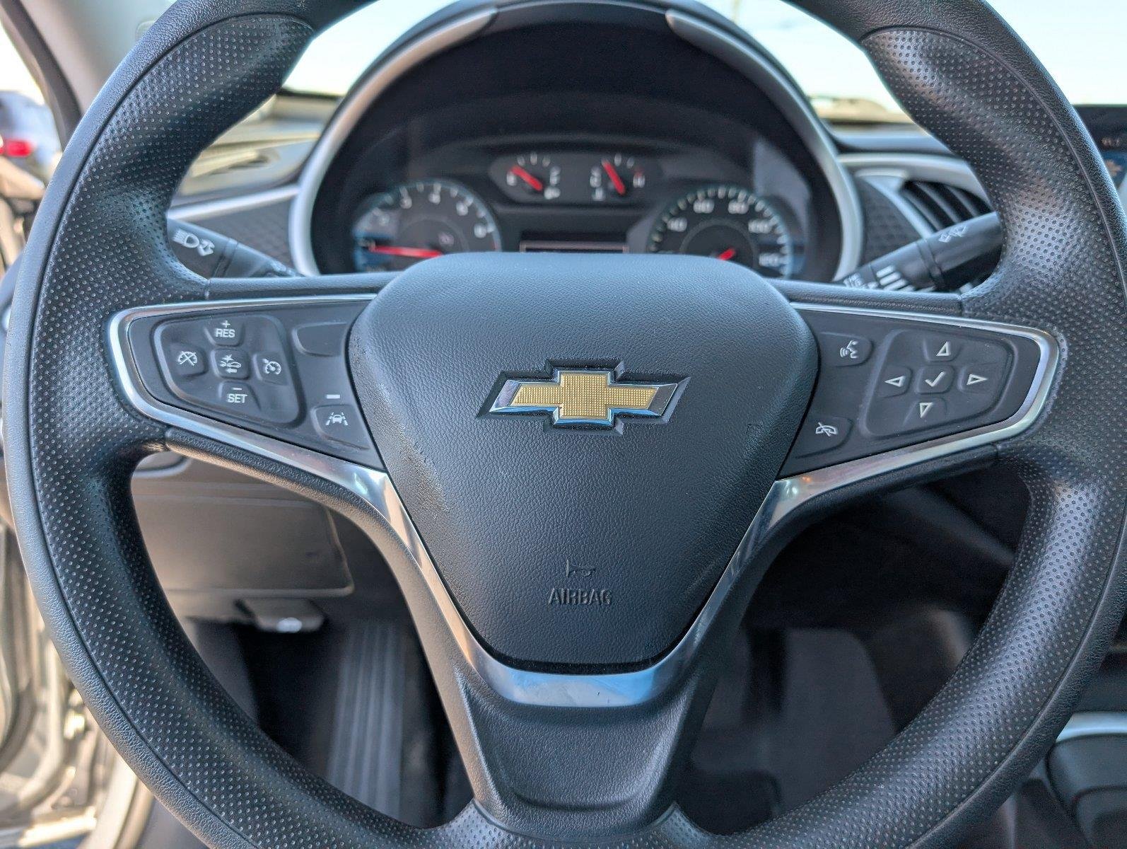 Used 2023 STERLING GRAY METALLIC Chevrolet LT image 25