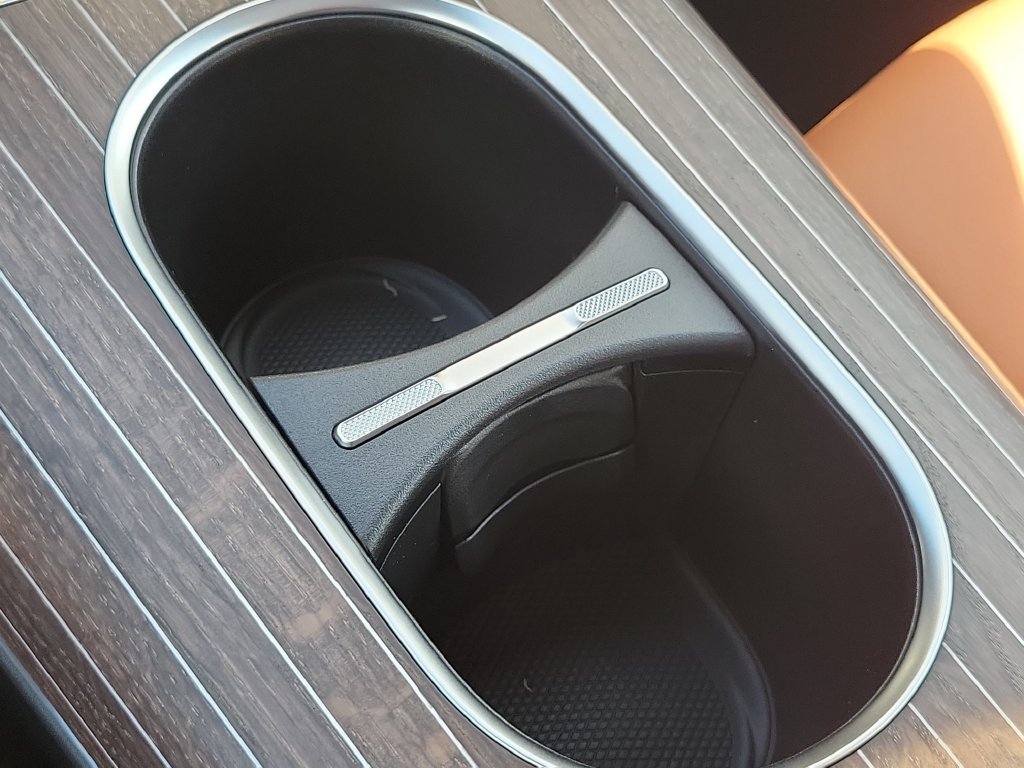 New 2027 MANUFAKTUR Alpine Grey Mercedes-Benz CLA 220 image 25