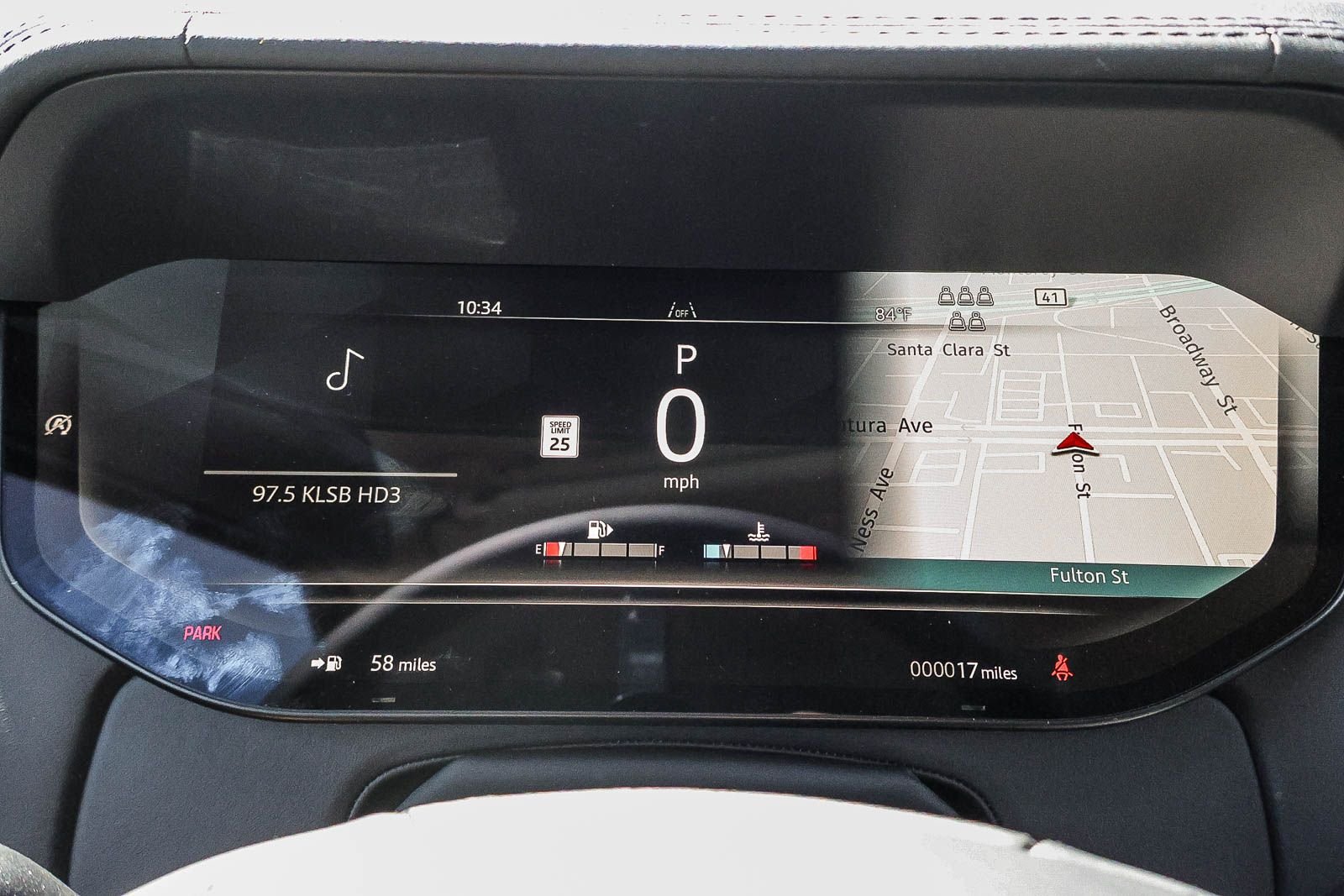New 2026 Carpathian Grey Land Rover SE image 28