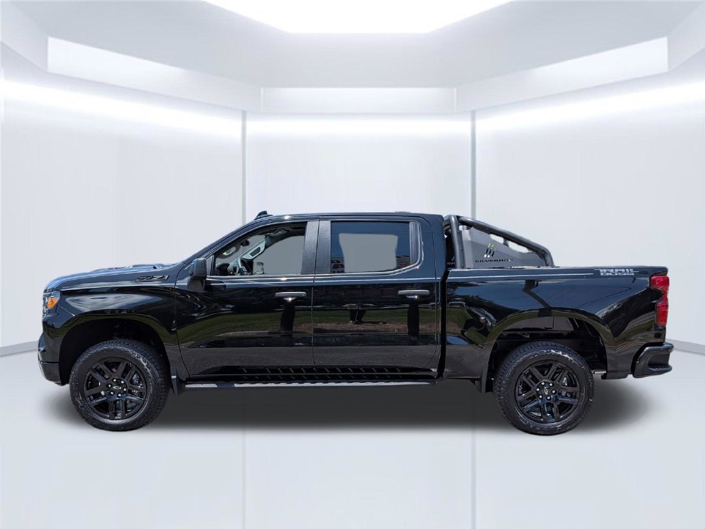 2026 Chevrolet Silverado 1500 Custom Trail Boss - Photo 2