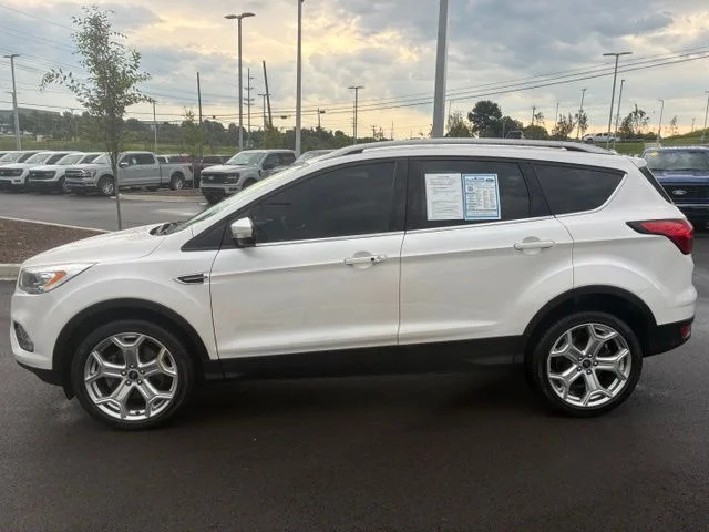 Used 2019 White Platinum Tri-Coat Metallic Ford Titanium image 4
