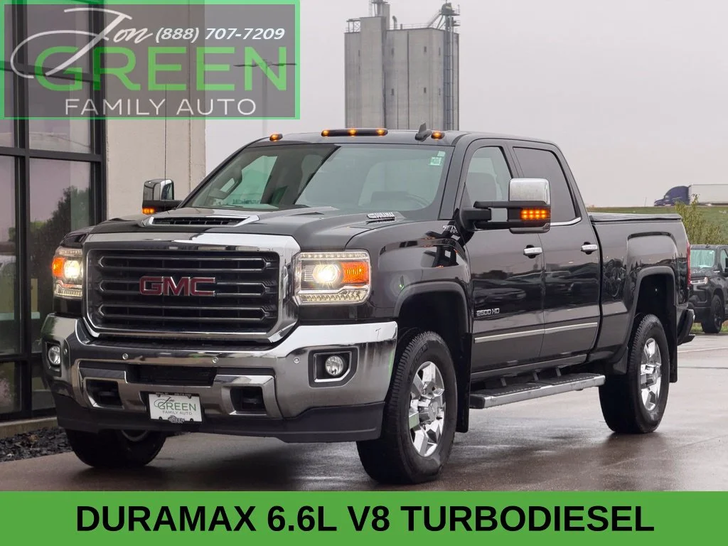 Used 2019 Black GMC SLT image 1