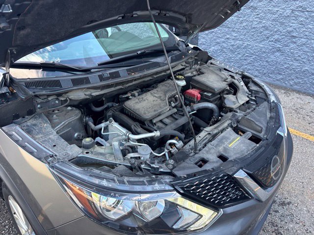 Certified Used 2019 Gun Metallic Nissan S image 18