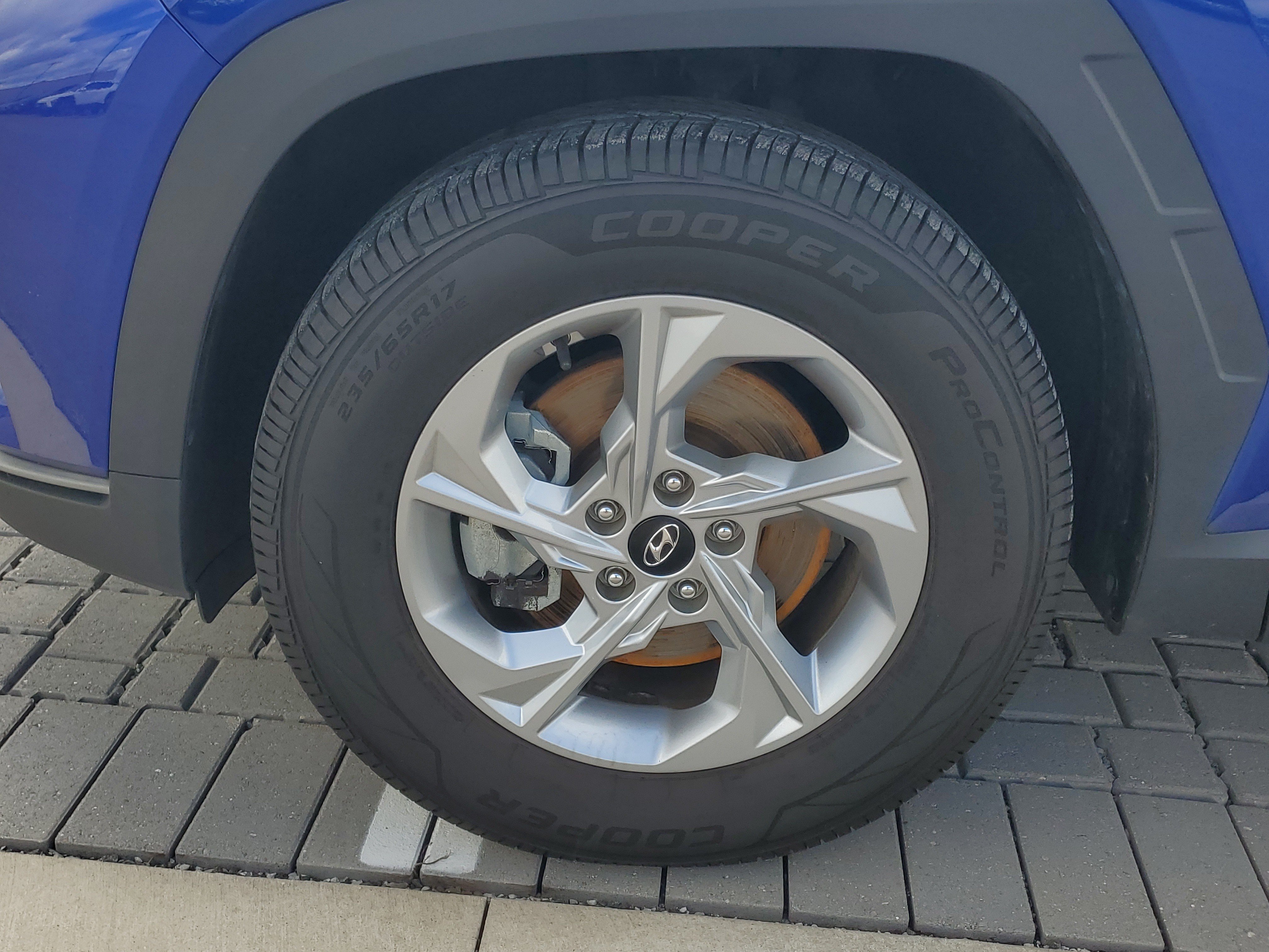 Used 2022 Intense Blue Hyundai SEL image 8