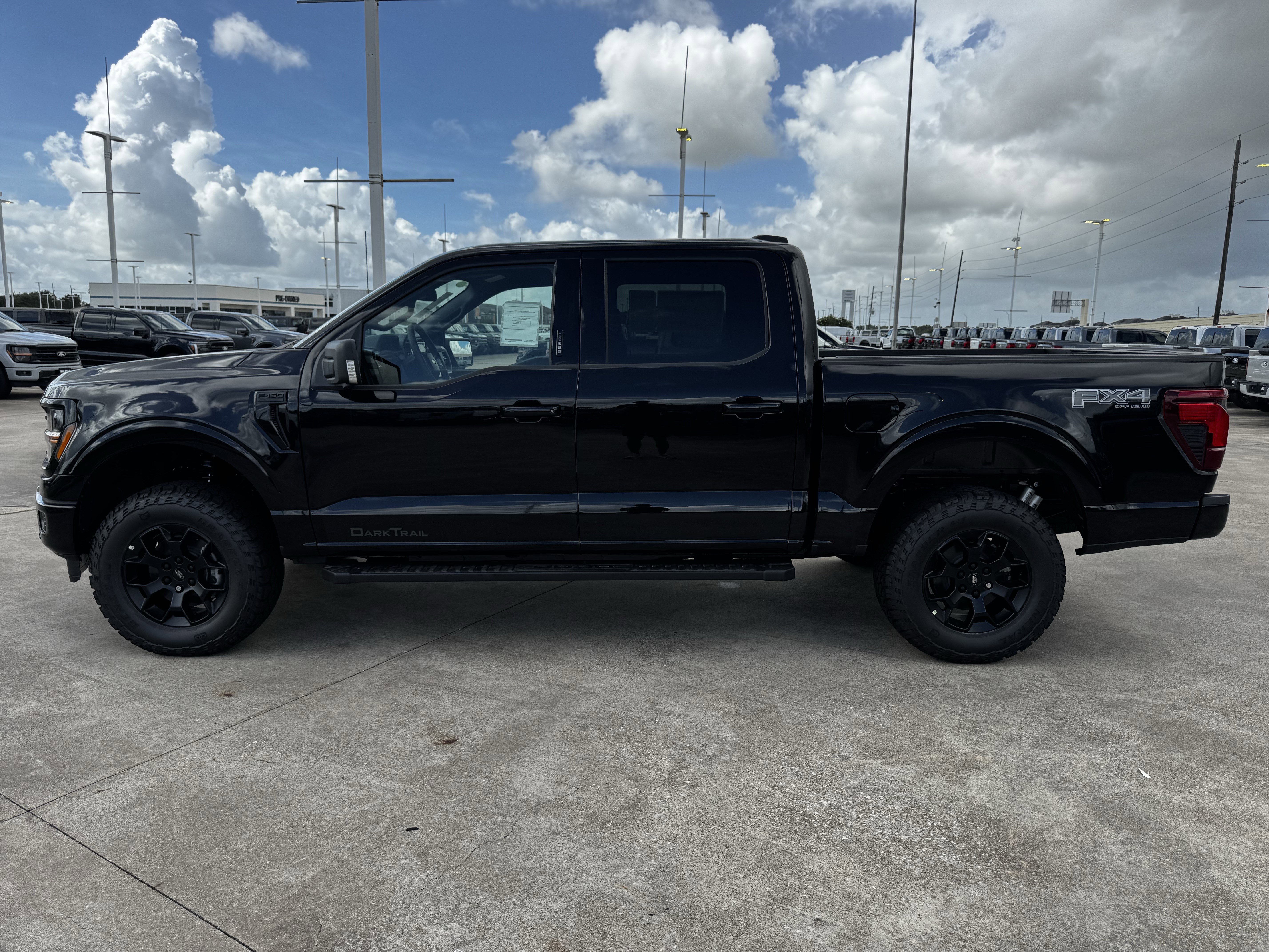 New 2026 Agate Black Metallic Ford XLT image 6