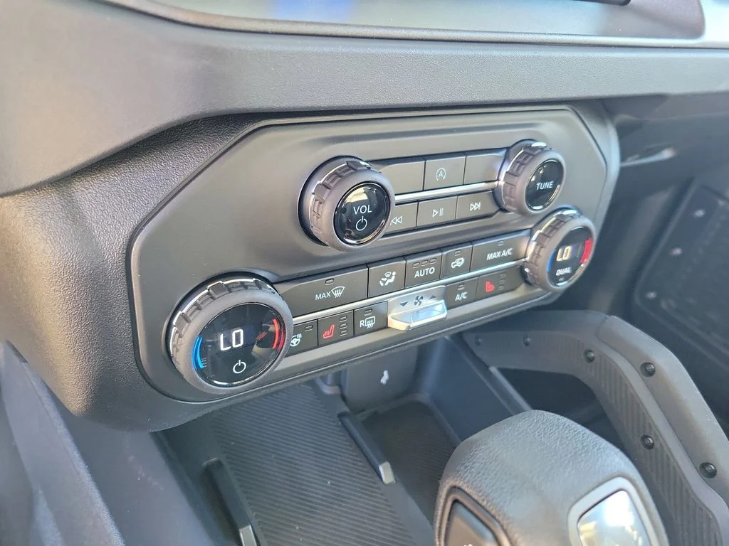 New 2026 Avalanche Ford Badlands® image 19