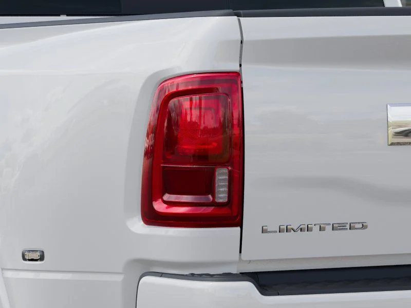 2026 RAM 3500 Limited - Photo 10