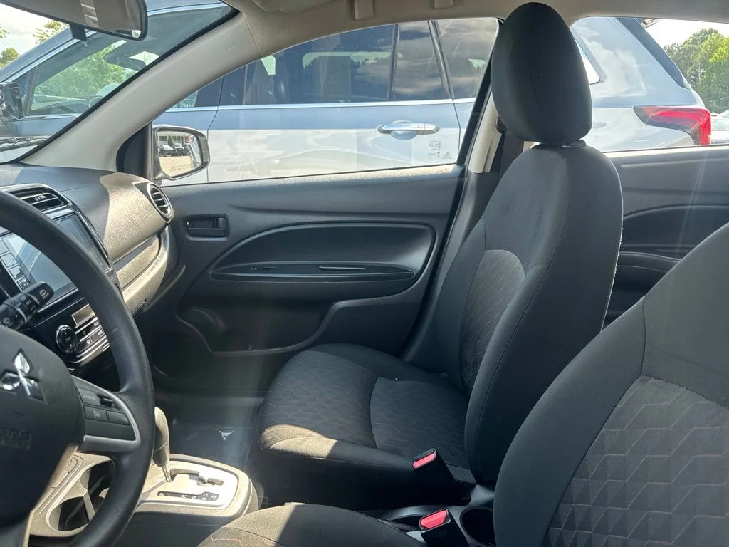 Used 2024 Gray Mitsubishi ES image 3
