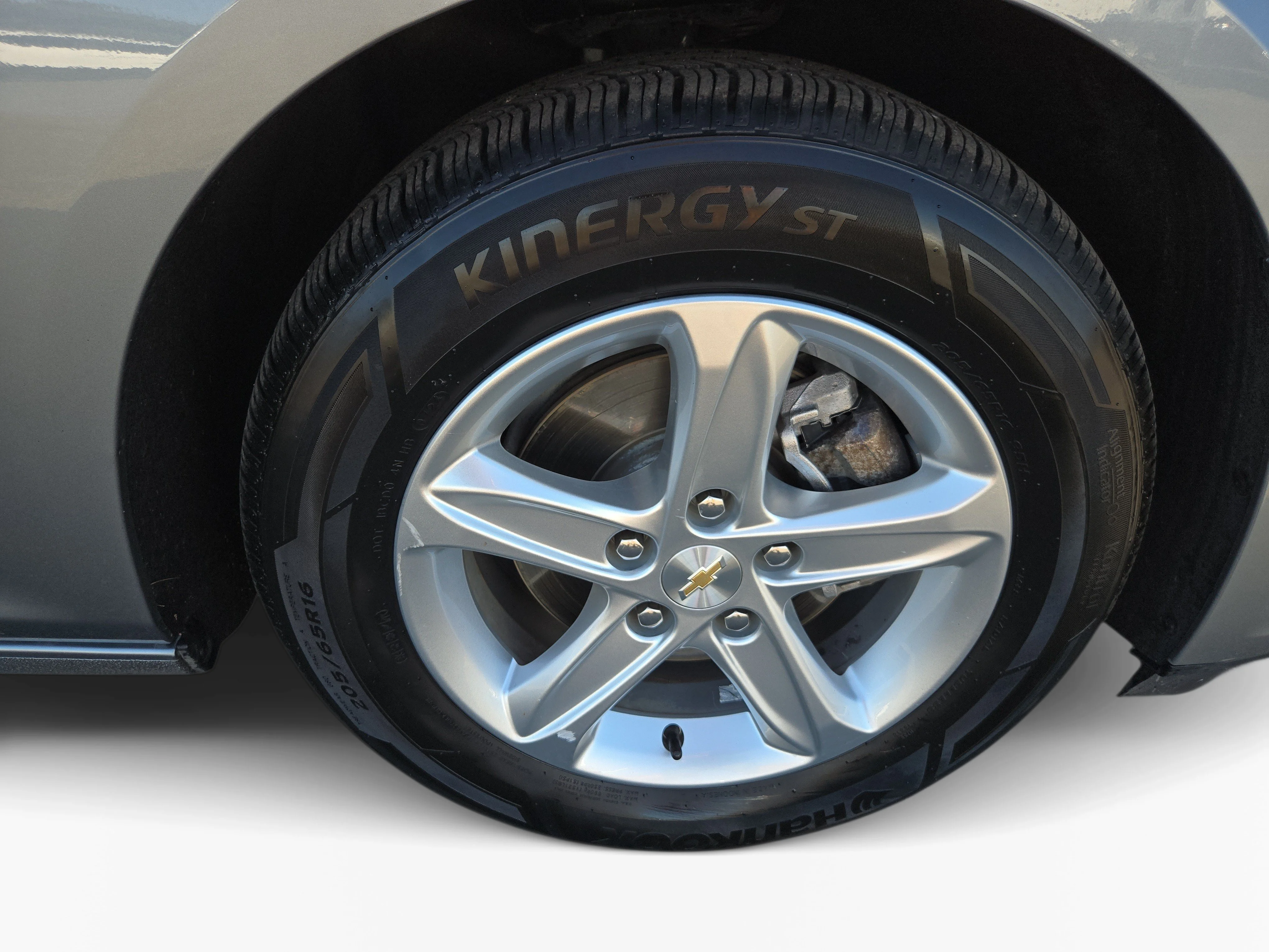 Used 2024 Gray Chevrolet LT image 11