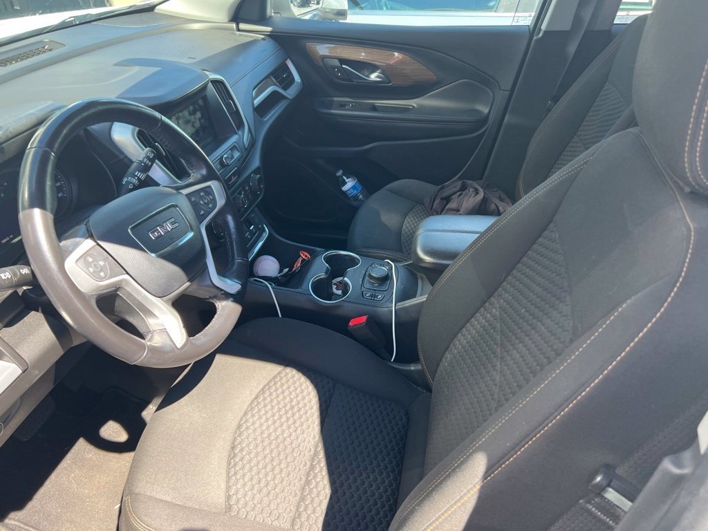 Used 2019 White GMC SLE image 7