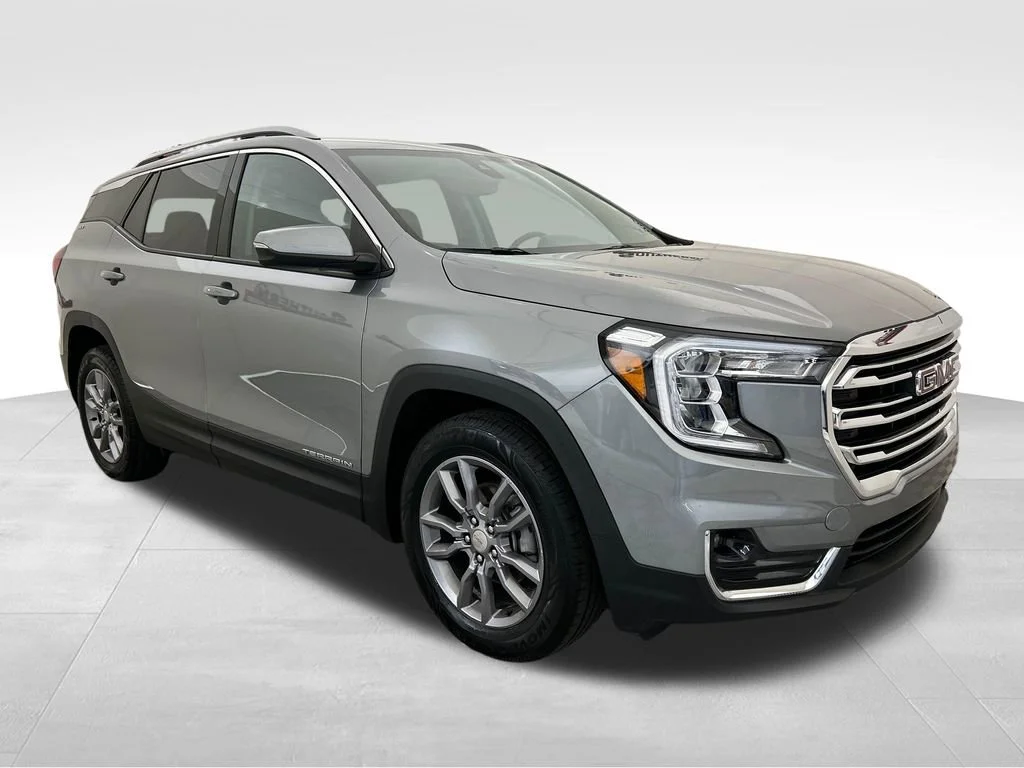 Used 2024 Sterling Metallic GMC SLT image 7