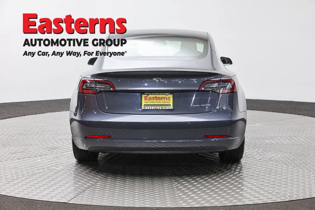 Used 2018 Gray Tesla Long Range image 6