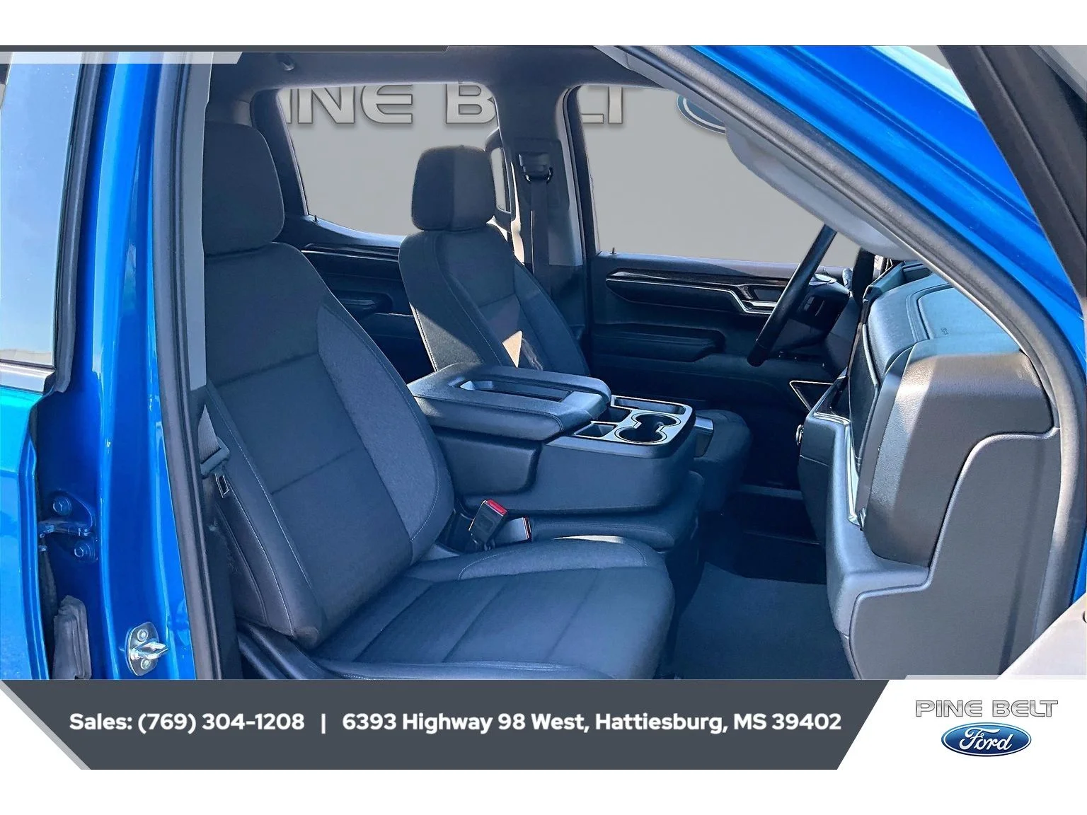Used 2024 Dynamic Blue Metallic GMC Elevation image 6