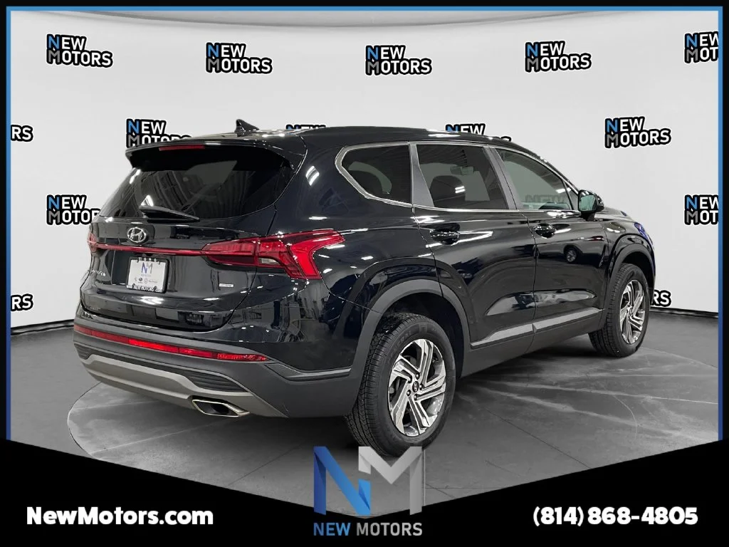 Used 2021 Twilight Black Hyundai SE image 5