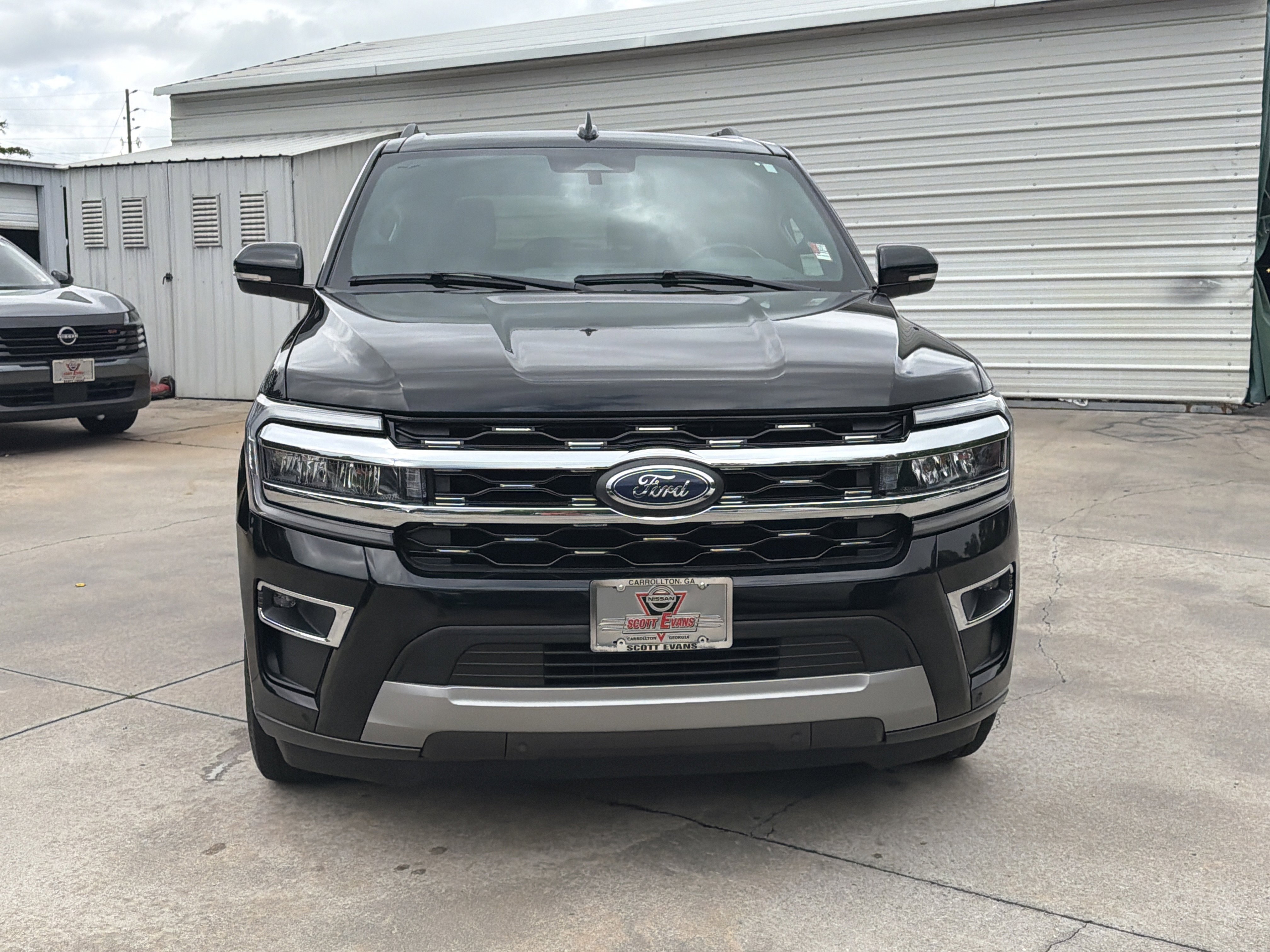 Used 2024 Black Ford Limited image 3
