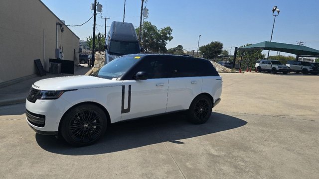 2024 Land Rover Range Rover SE