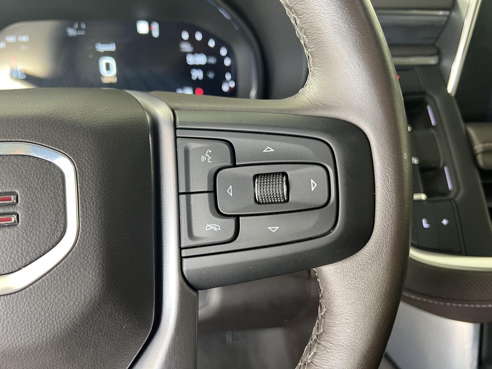 Used 2022 White Frost GMC SLT image 14