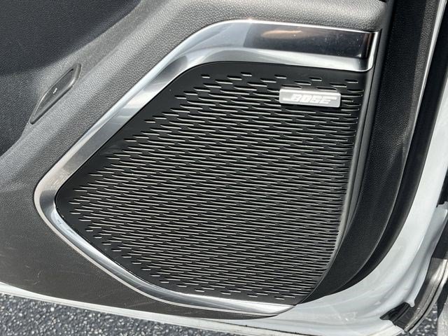 Used 2024 Summit White GMC AWD Elevation image 14