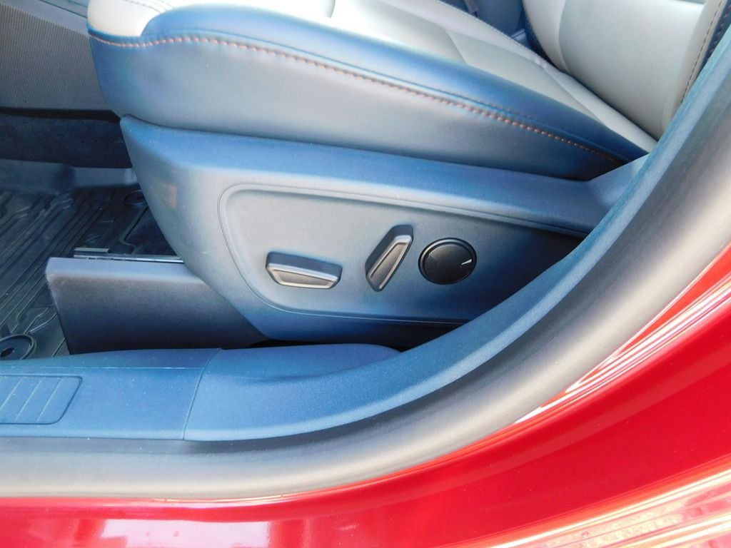 Used 2026 Red Ford Lariat image 19