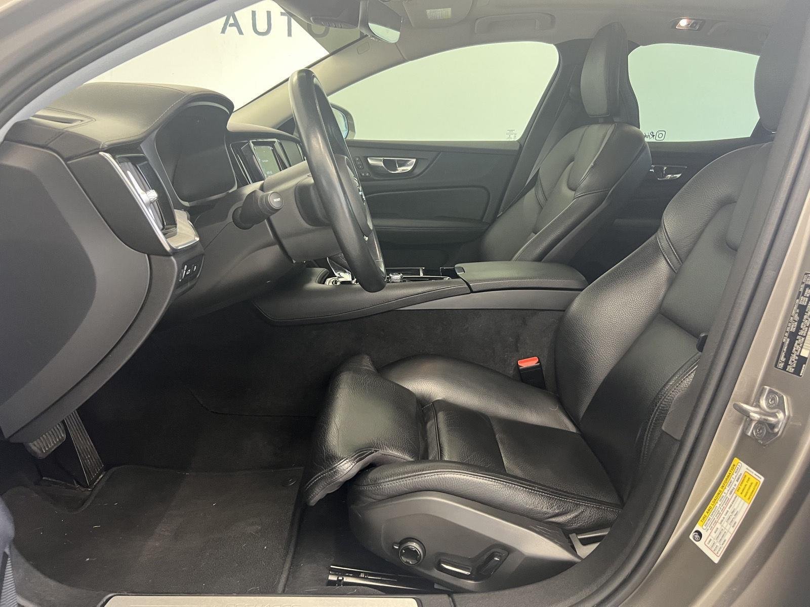 2021 Volvo S60 Inscription - Photo 12