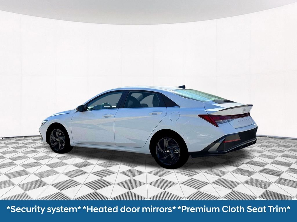 New 2026 White Hyundai SEL Sport image 7