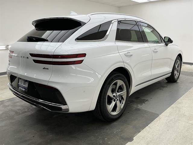 Certified Used 2026 Uyuni White Genesis 2.5T Advanced image 4