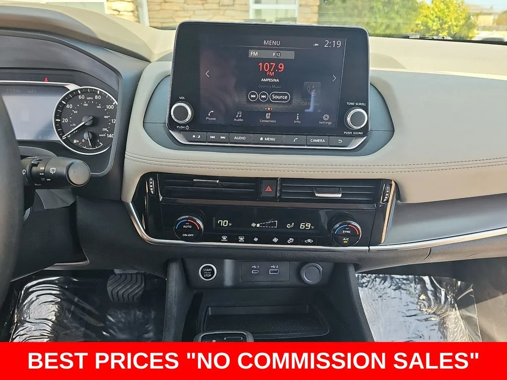 Used 2023 Blue Nissan SV image 19