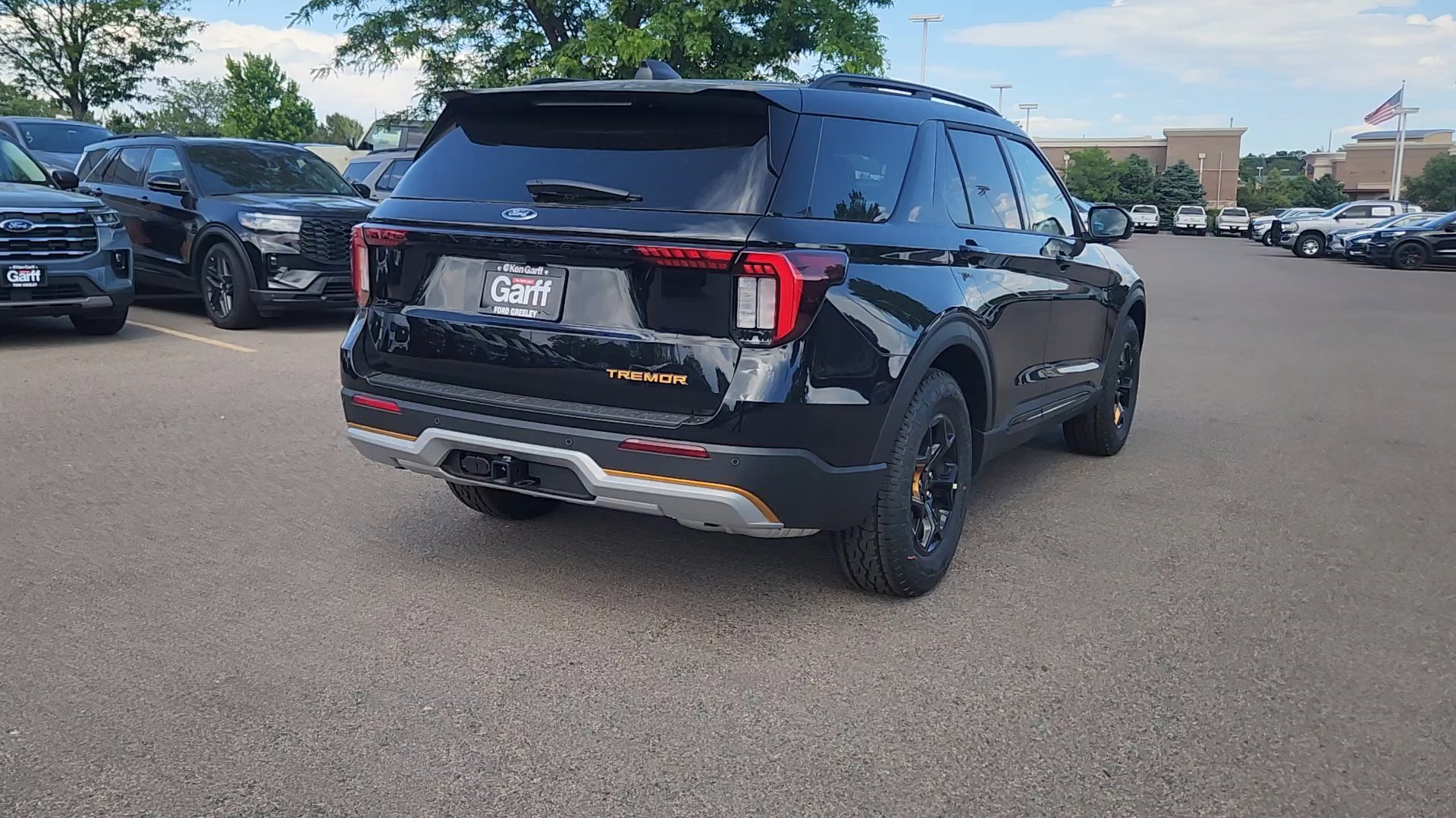 New 2026 Agate Black Metallic Ford Tremor image 5