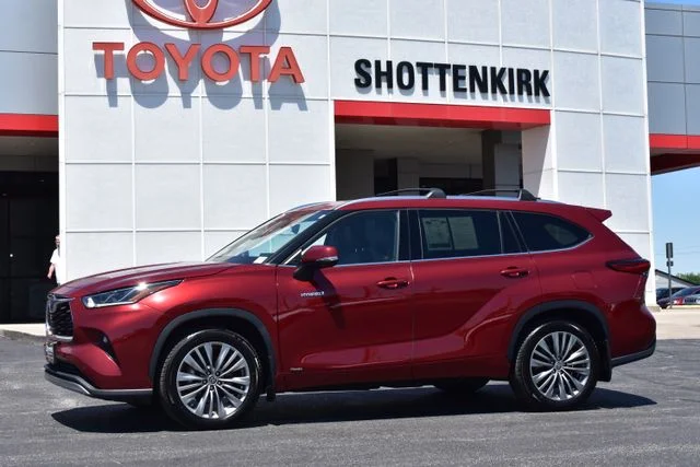 2020 Toyota Highlander Hybrid Platinum
