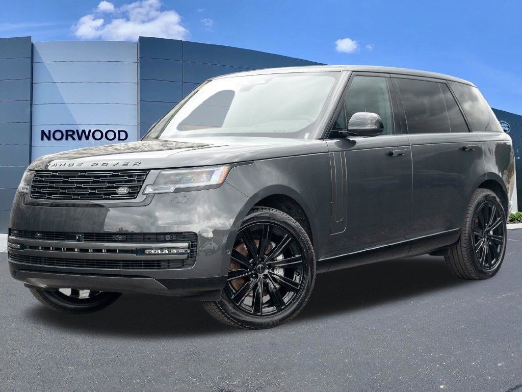 New 2026 Carpathian Grey Land Rover SE image 1