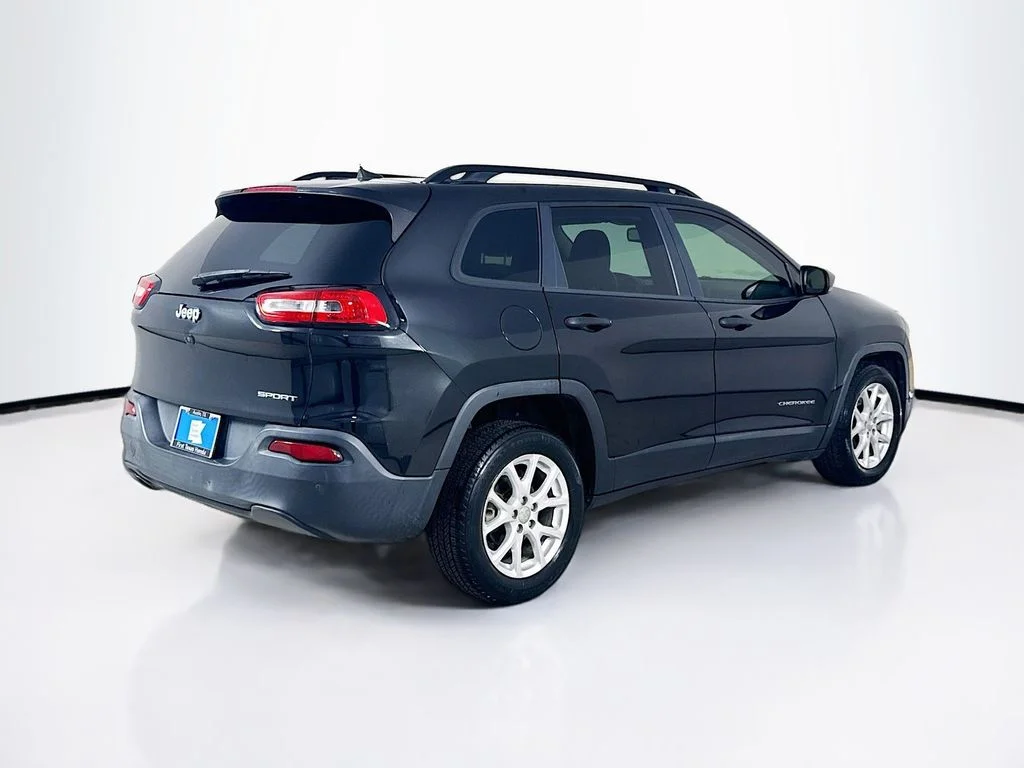 Used 2016 Brilliant Black Crystal Pearlcoat Jeep Sport image 8