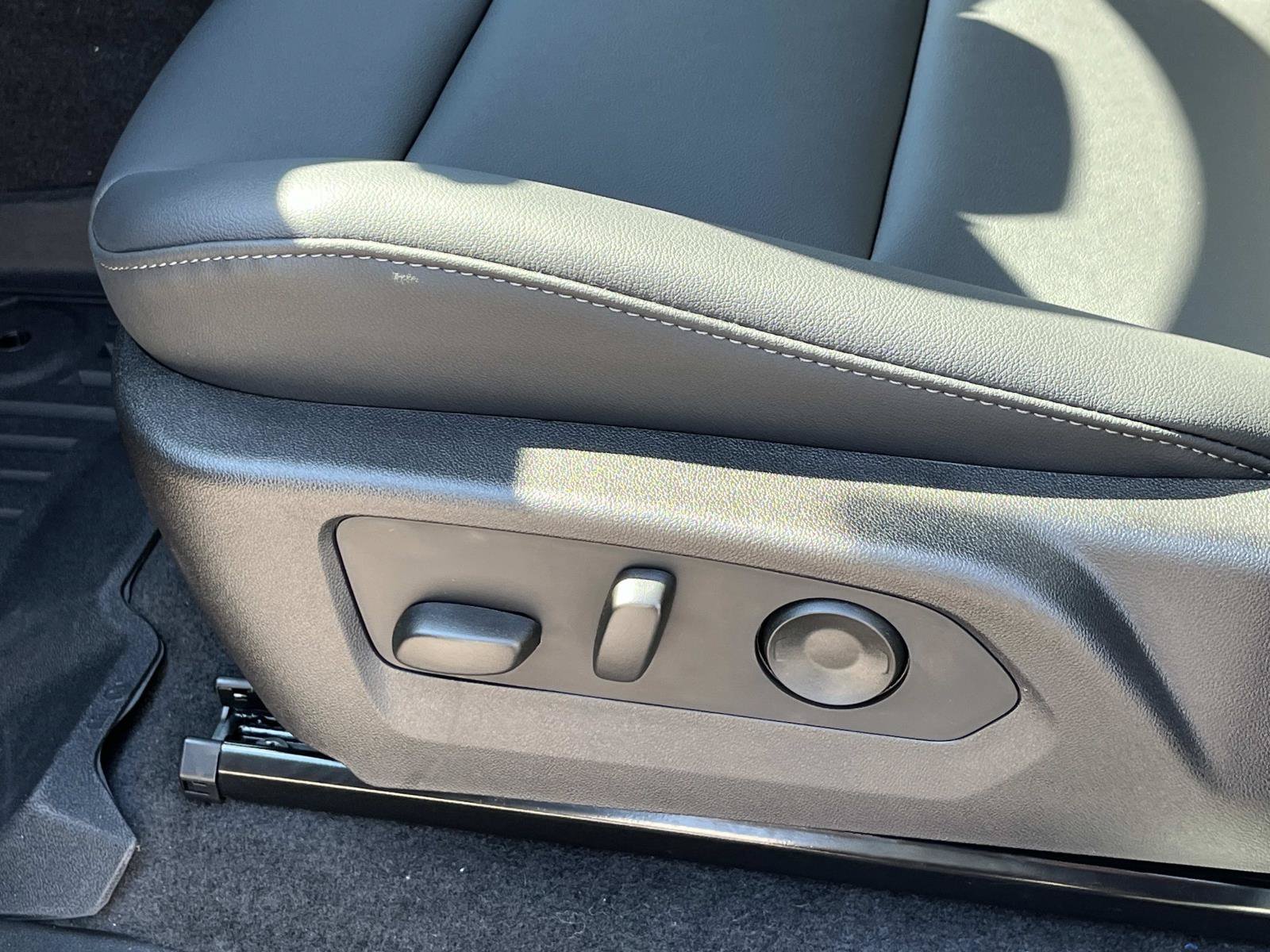 2026 GMC Canyon Elevation - Photo 21