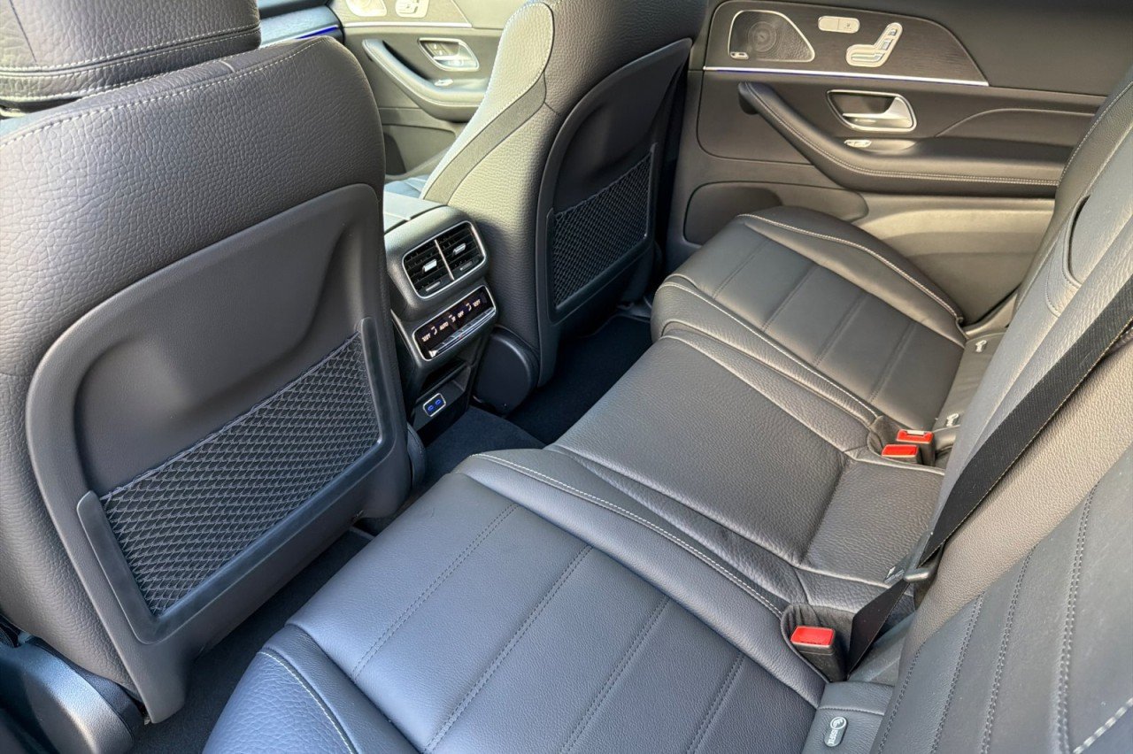 New 2026 Black Mercedes-Benz GLS 450 4MATIC® SUV image 11