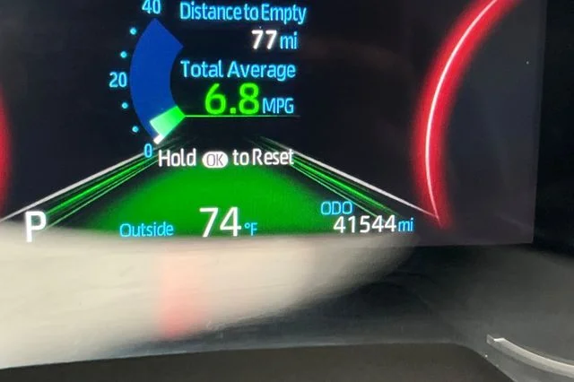 Used 2025 Silver Toyota LE image 29
