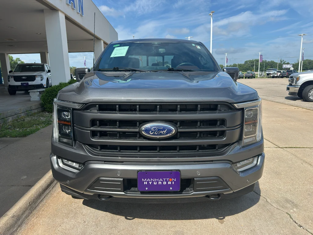Used 2023 Carbonized Gray Metallic Ford Lariat image 8