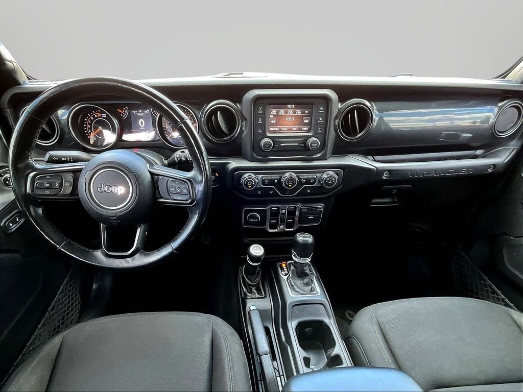 Used 2020 Gray Jeep Unlimited Sport Altitude image 7