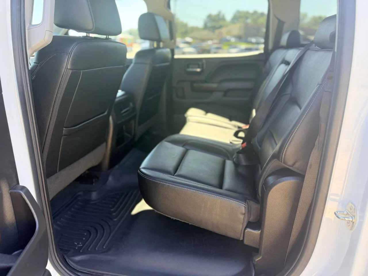 Used 2018 White GMC SLT 4x2 4dr Crew Cab 5.8 ft. SB image 14