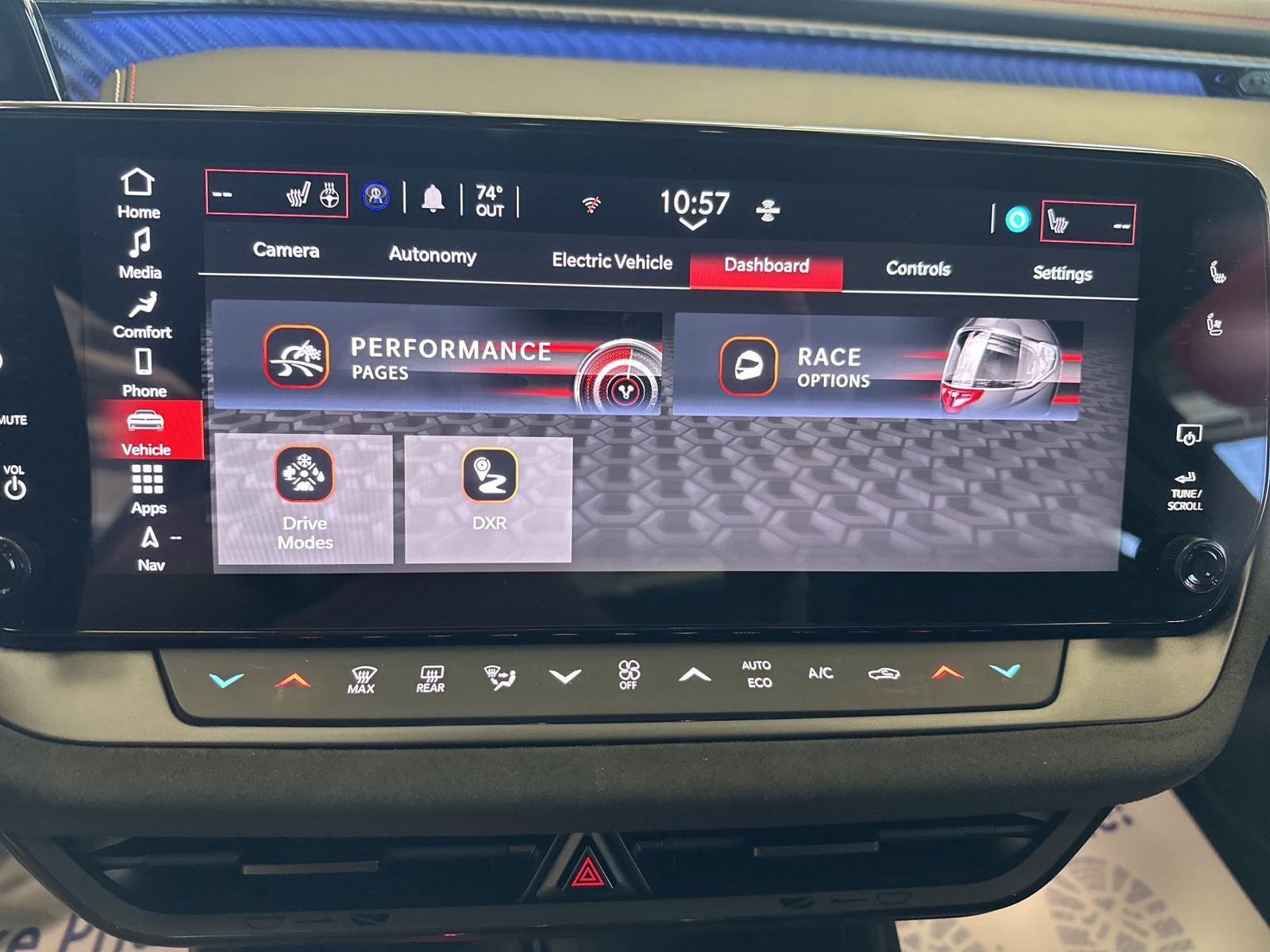 New 2024 Diamond Black Crystal Pearlcoat Dodge Scat Pack image 26